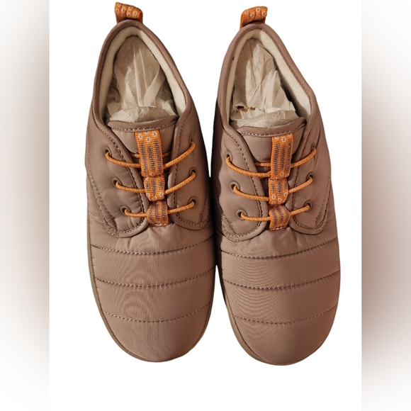 Woman's Skechers BOBS Drift - Estatic sneakers, fleece interior lining NWT - Picture 1 of 4